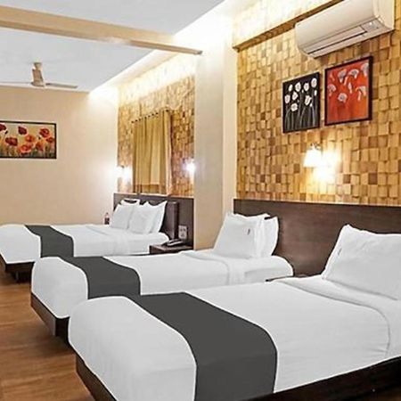 Omkar Executive Hotel Yerandwane Eksteriør billede