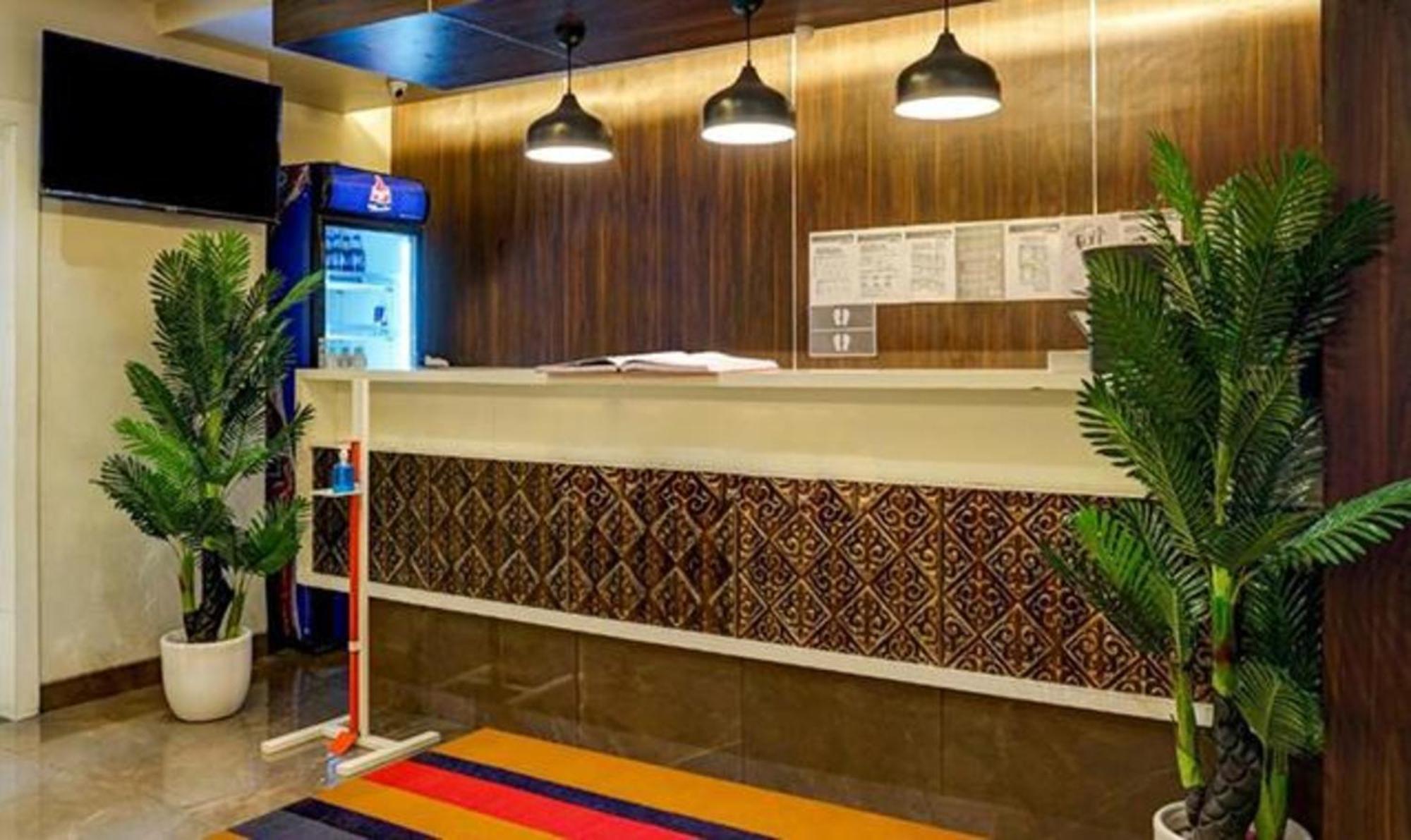 Omkar Executive Hotel Yerandwane Eksteriør billede